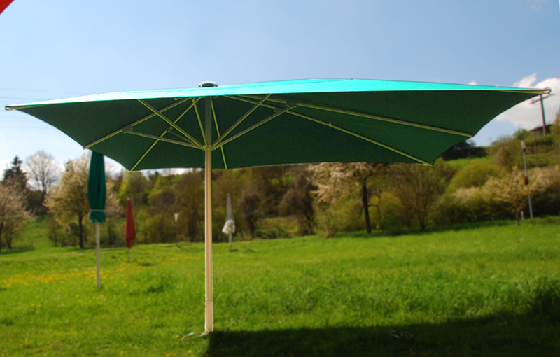 Sonnenschirme nach Maß | Schirmbezüge neu kaufen